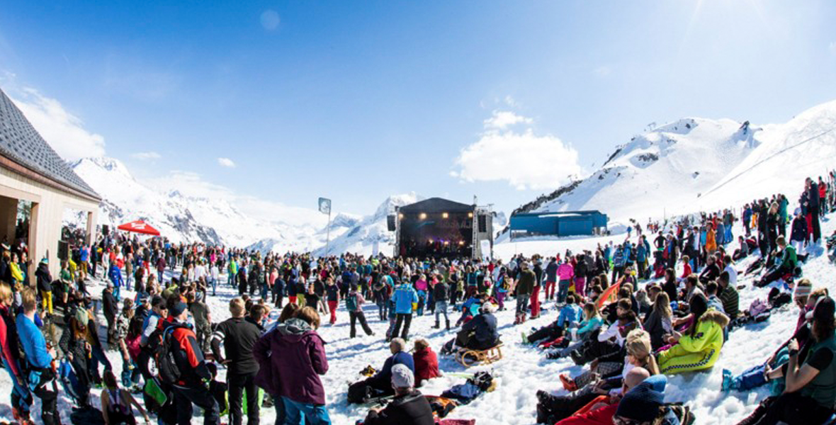 Sonne, Schnee, Ski und bester Sound:<br/>Das Tanzcafé Arlberg Music Festival 2024